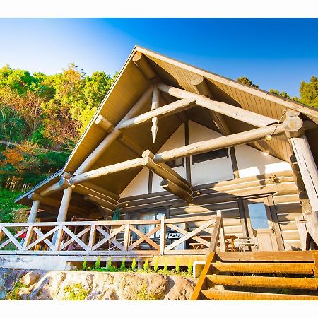 Yufuin Log House no Yado Tom Sawyer Exterior foto
