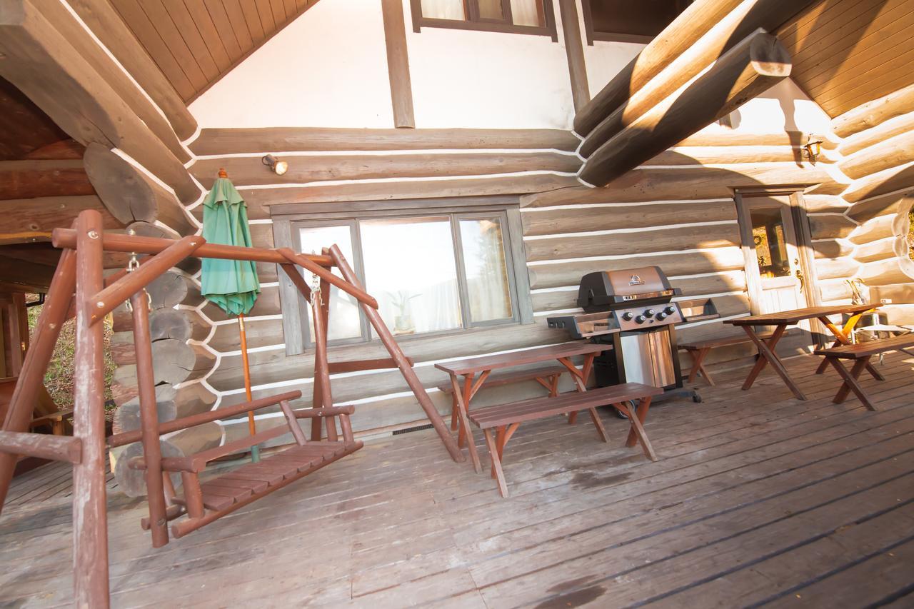 Yufuin Log House no Yado Tom Sawyer Exterior foto